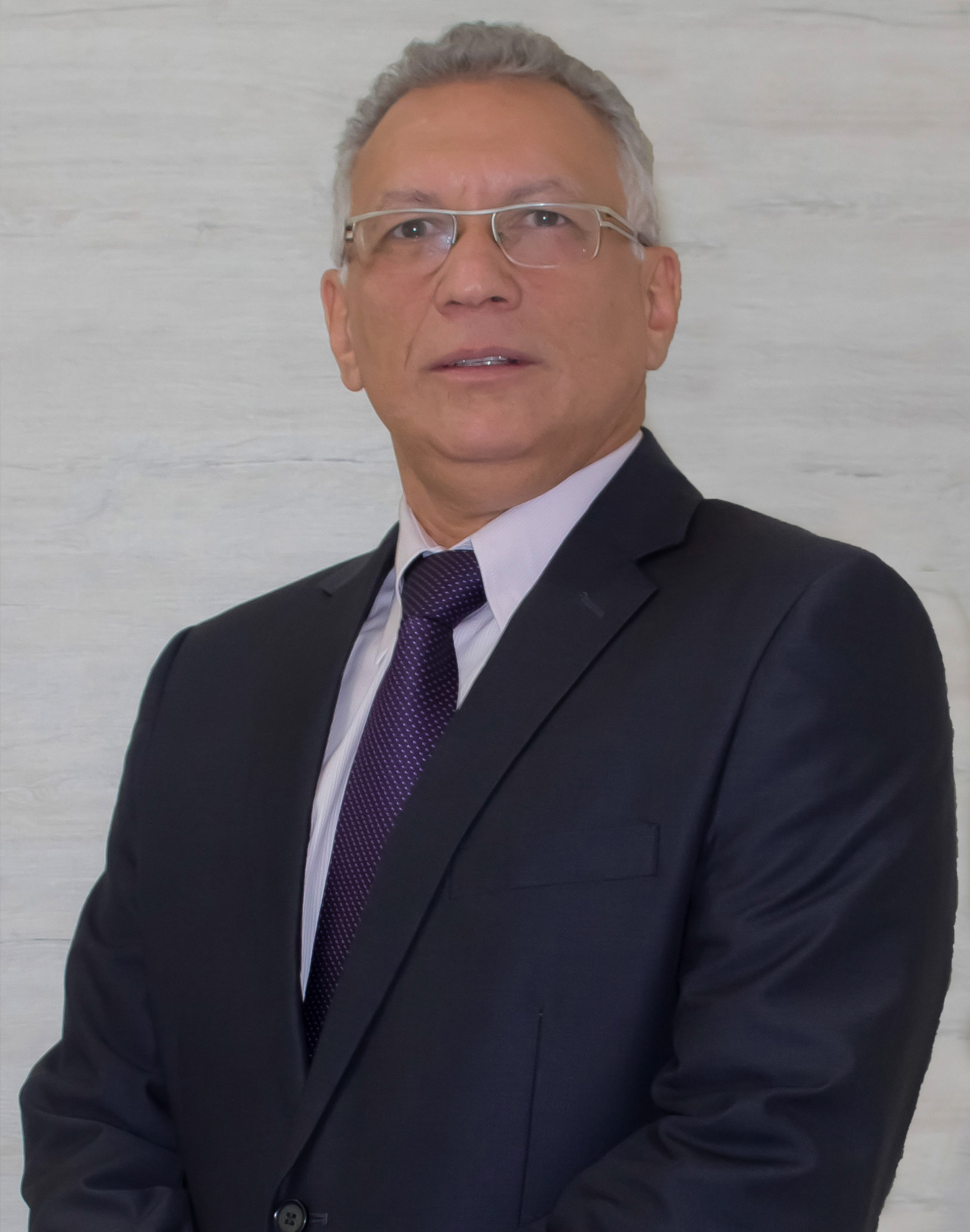 Dr. Almir.jpg